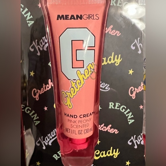 NWT-Mean Girls BURN BOOK set of 6 (1 oz each) hand creams in decorative box - Picture 11 of 11